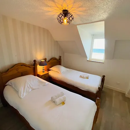 Apartamento Hoya, Appt En Front De Avec Jardin Partage Luc-sur-Mer