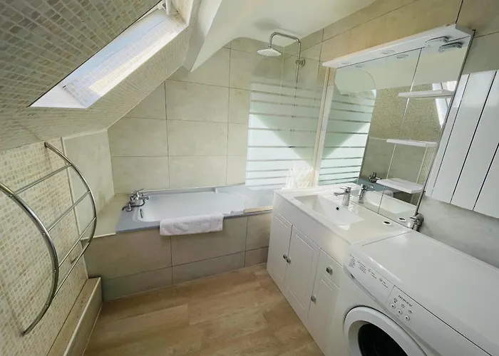 Apartamento Hoya, Appt En Front De Avec Jardin Partage